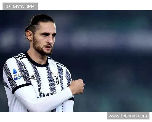 穿藏装的足球球星们：展示民族风情与体育魅力的独特融合