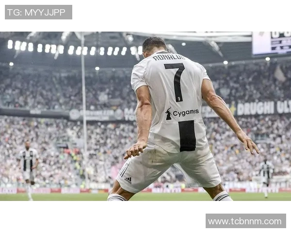 足球球星招牌庆祝动作盘点 解析其背后的故事与情感表达 足球球星招牌庆祝动作盘点 解析其背后的故事与情感表达