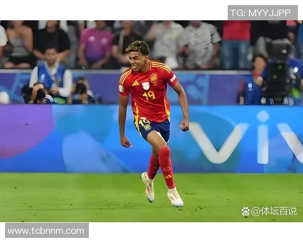 十大男足球星离世背后的故事与影响：他们的遗产如何改变了世界足坛