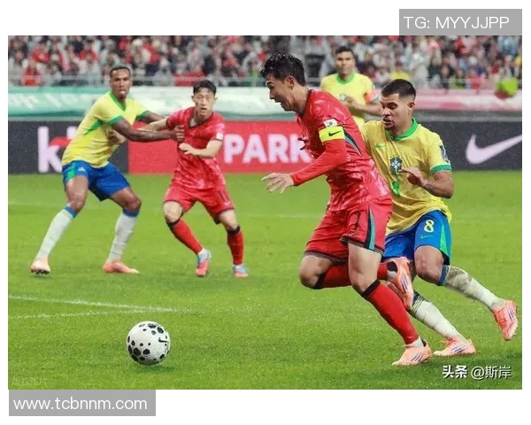 回顾老一届足球巨星的辉煌岁月与影响力他们的传奇故事依然铭刻在球迷心中